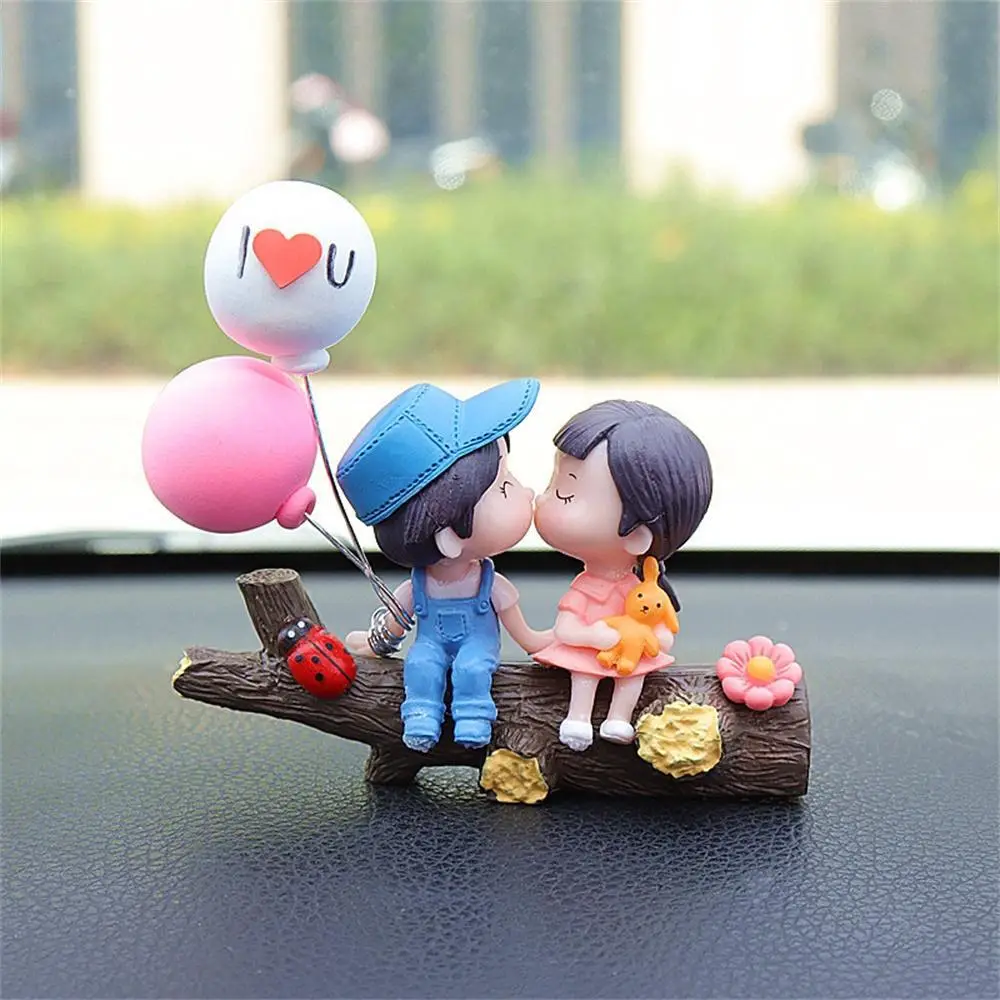 Cute Couple Design Car Ornament, 2 Counts Car Interior Decoration, Car Dashboard Decoration, Easy to Install, Home Office Decoration Ornament