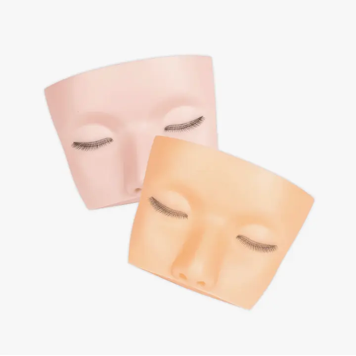 Mannequin Head With Three Layer Lashes For Lash Extensions white