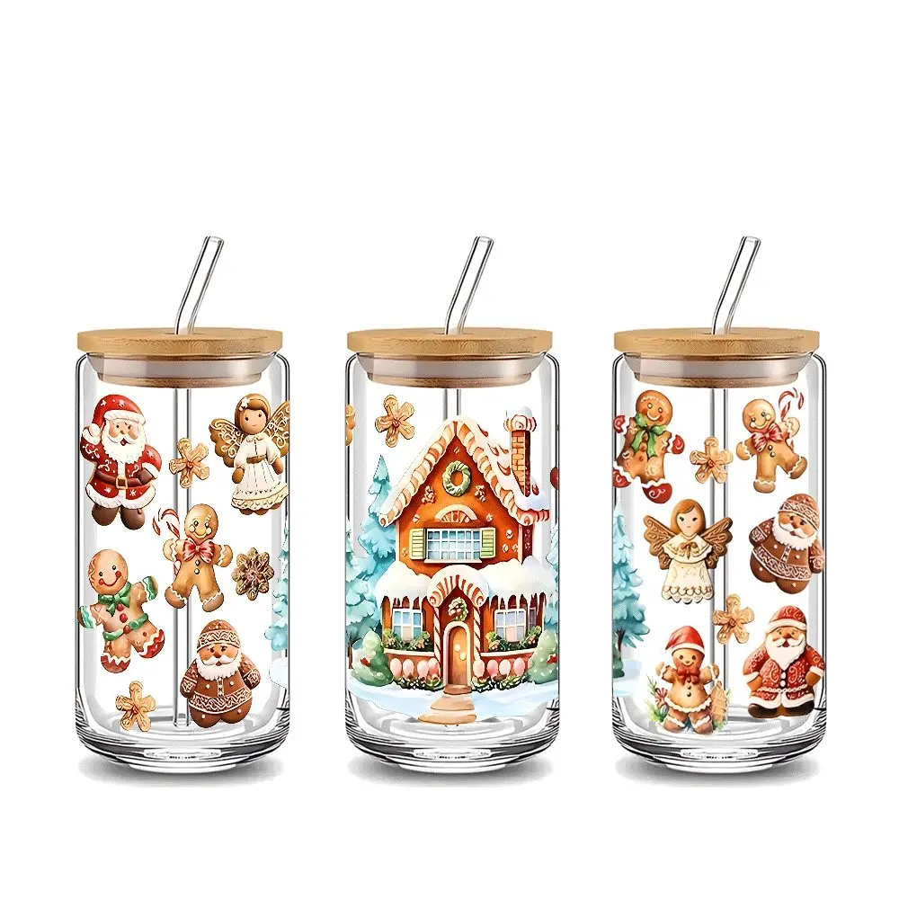Snowy Gingerbread House Christmas Glass Tumbler with Lid & Straw, 16oz covered straw glass drinking cup, reusable glass drinking cup, high-quality glass jar design, suitable for iced coffee, beer, juice, milk, cold drink glass cups, fashionable glassware.