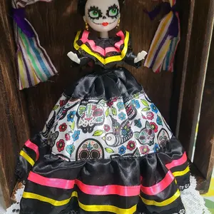 Catrina-Muñequita artesanal para decoracion