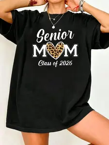 Senior Mom Class of 2026 Proud Parent Graduation Geometric Casual Fitted Tee T-Shirt Women Apparel Lady