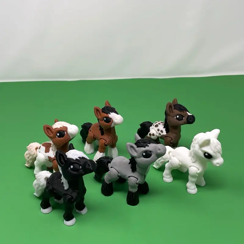 3D Printing Tiny Plastic Articulated Flexi Horse Fidget Toy - Set of 7 Minimalist Geometric Articulated Animal Figurines, Stress Relief Desk Decoration Figure, Miniature Models, Ornaments, Gift for Hobbies Enthusiasts