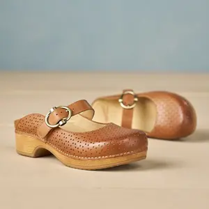 Blaire Clog Tan