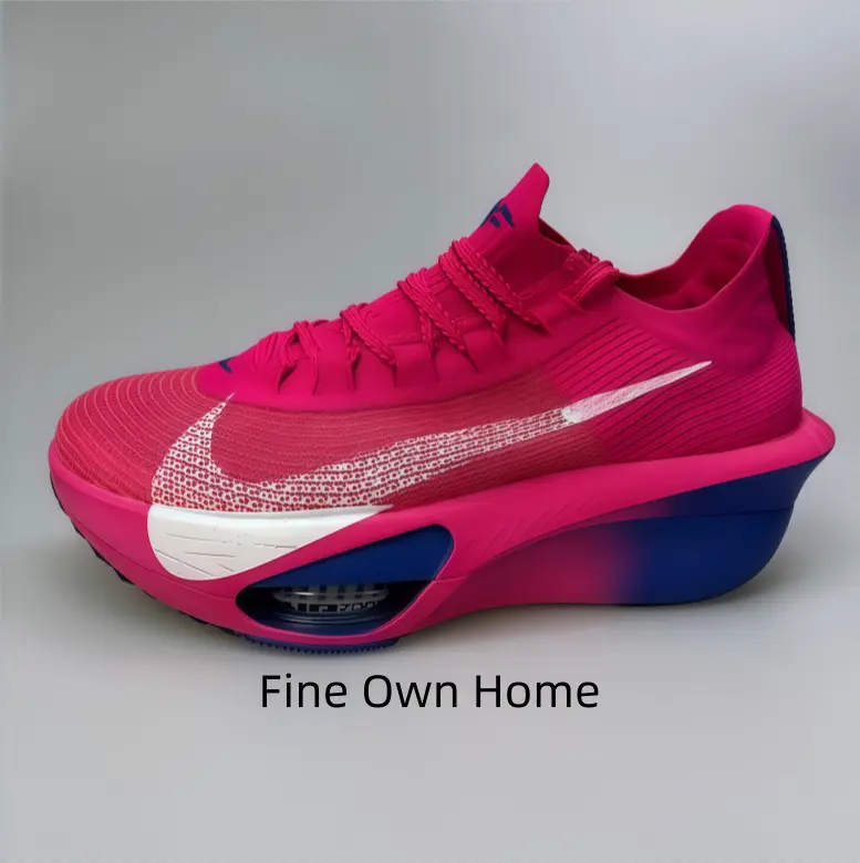 Elite Marathon Racer – Carbon Plate & ZoomX Foam for Maximum Energy Return