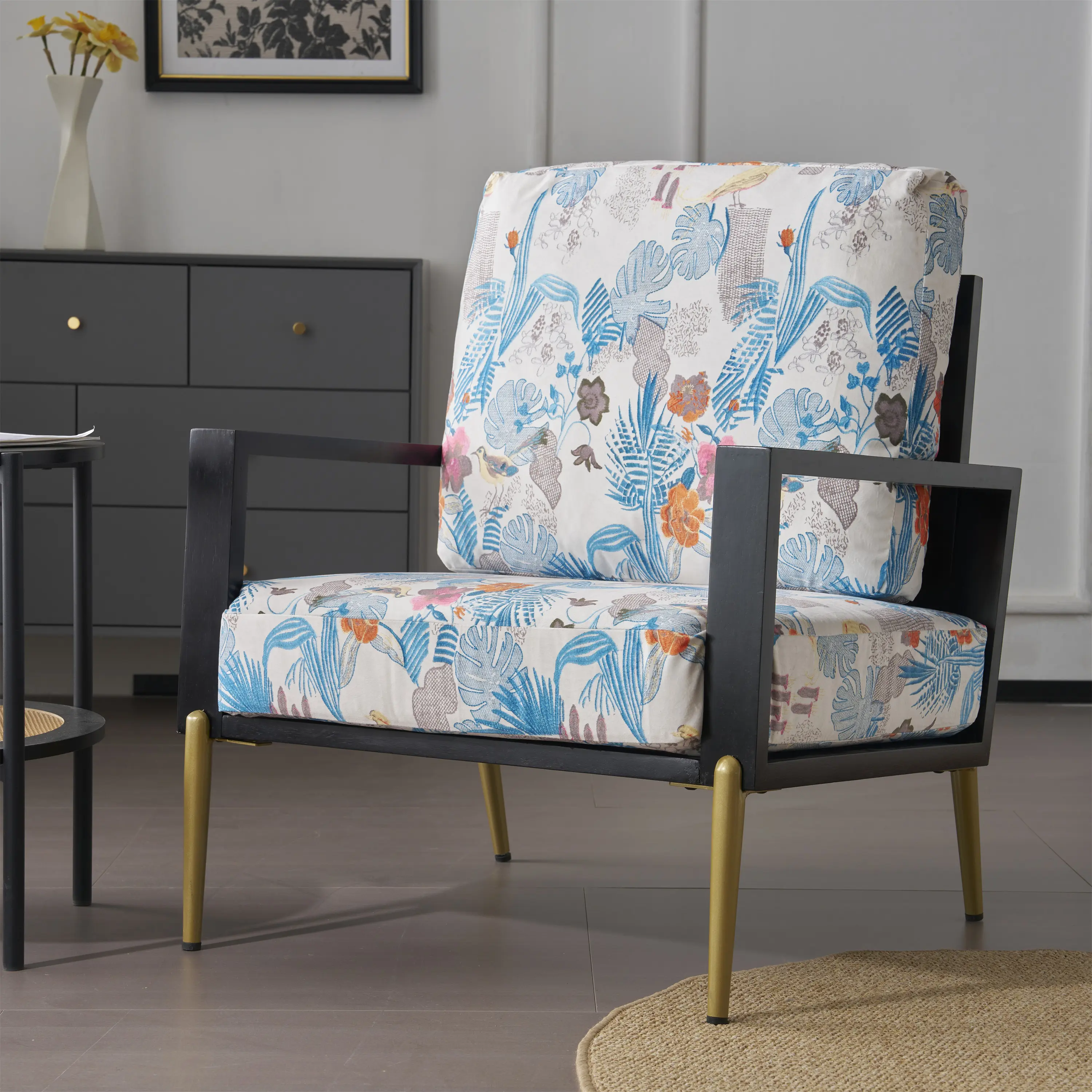 Retro Low Back Floral Print Velvet Accent Armchair with Gold Metal Legs & Rubberwood Frame, Wide Armrest Mid-Century Lounge Chair with Pillow Back, Sofa Chair for Living Room & Balcony, Blue Floral