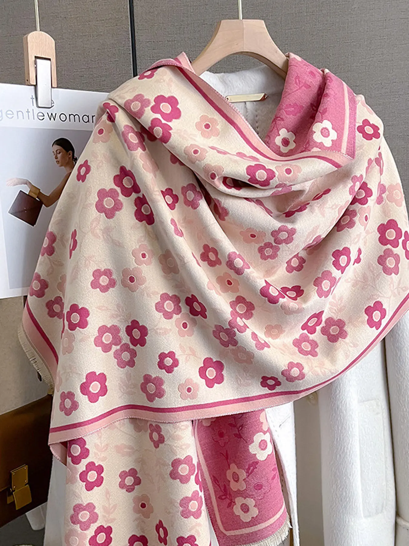 Autumn Winter Vintage Fashion Print Long Scarf, Floral Print Scarf, Soft Warm Shawl, Warm Neck Protection Multifunctional Shawl Wrap, Stylish Versatile Accessories
