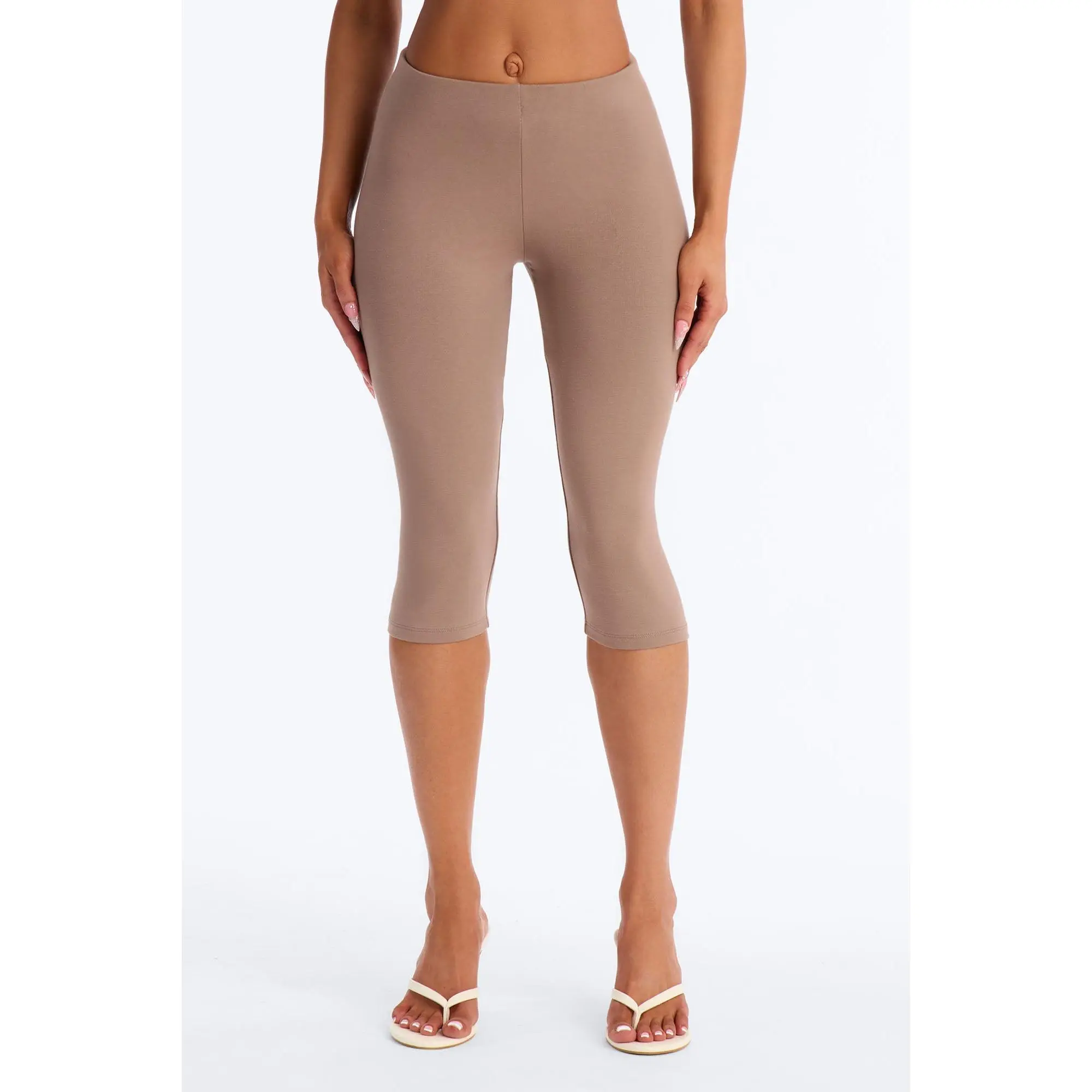Quinn Low Rise Pedal Pusher Capri Legging - Taupe