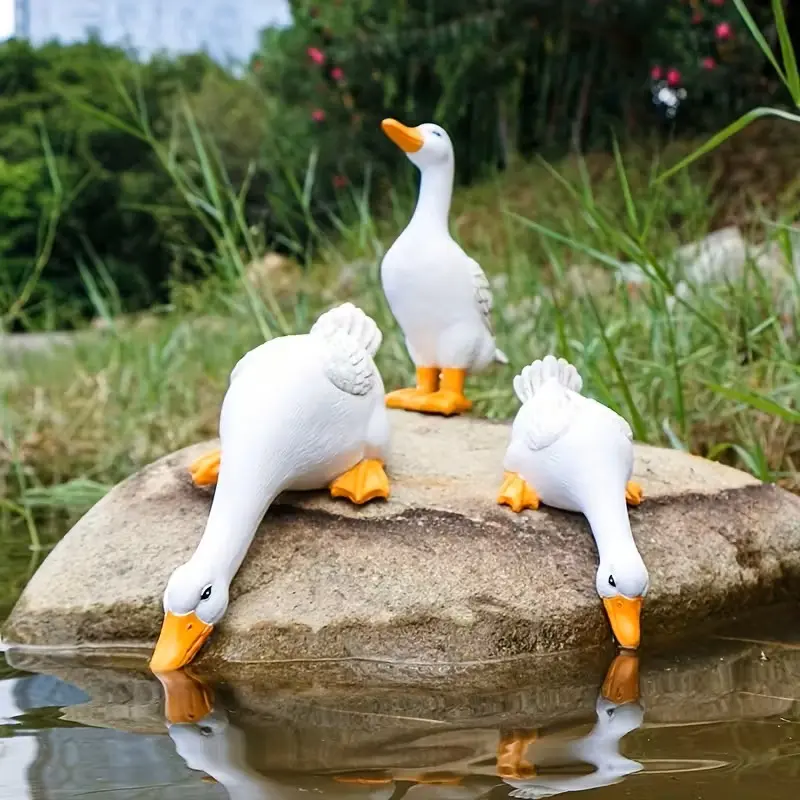 Duck Figurine Garden Decor, Figurines Decor, Decorative Figurine, Resin Animal Sculptures, Pond Decoration Ornament, Landscape Design Gift Idea, Perfect for Moving House Warming Party