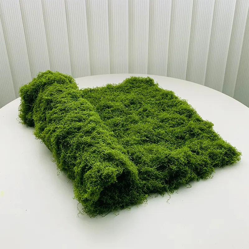 39.37-inch Artificial Moss Mat, Artificial Faux Greenery, Decorative Fake Greenery, Artificial Indoor for Wall & Table Decor, Artificial Plants, Sustainable Nylon Material, Christmas Festival Decoration, Micro Landscape Making