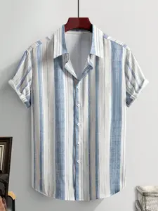 A blue striped short sleeved men's shirt, a casual and fashionable short sleeved shirt, a creative gift for men, Menswear