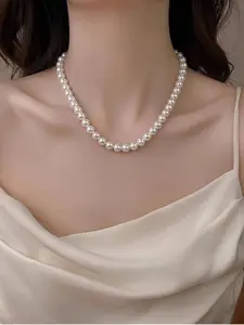 1pc Elegant Imitation Pearl Necklace for Women, Faux Pearl Jewelry, Boho White Ivory Freshwater Imitation Pearl Chain, Holiday Gifts for Mom and Friends, Birthday and Christmas Decoration Jewelry, Beaded Necklace