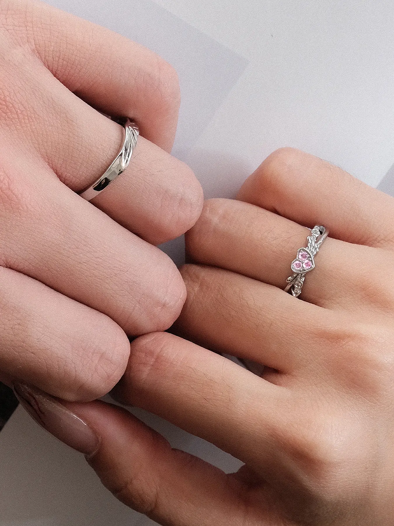 Heart-Shaped Wing Rings Set with Zirconia Stones, Heart Promise Rings, Adjustable Open Design, Perfect Gift for Couples, Daily Wear & Special Occasions