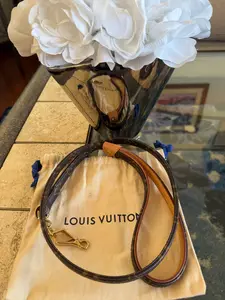 Pre-owned Louis Vuitton Dog Leash Original Monogram 40 inches Long and .5 Wide