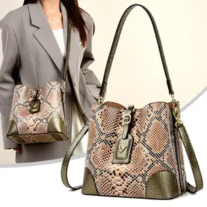 Chic Women's Snake-Themed Plaid Leather Crossbody Bag - Floral Embossing, Curved Design, Gradient Adjustable Shoulder Strap, Multiple Zipper Compartments, Gold Hardware, Large Capacity, Ideal for Birthday Gifts & Daily Commuting