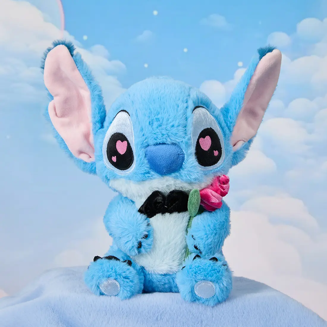 Disney Stitch Sitting Plush Toy 9.84in,Super Soft Love Heart Holding Experiment Plush Toy for Couples, Cute Romantic Gift for Girlfriend, Boyfriend, or Fans of Lilo & Stitch,Kawaii Plush Doll(1pc)