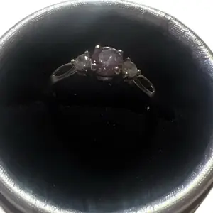 Elegant 925 Sterling Silver Ring – Size 9 – Purple Center Stone