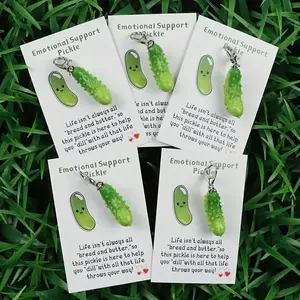 Cute Pickle Design Pocket Hug Card, Emotional Support Pickle Card, Warm Hug Encouragement Card for Family and Friends, Greeting Card, Vertical Cards, Durable Card