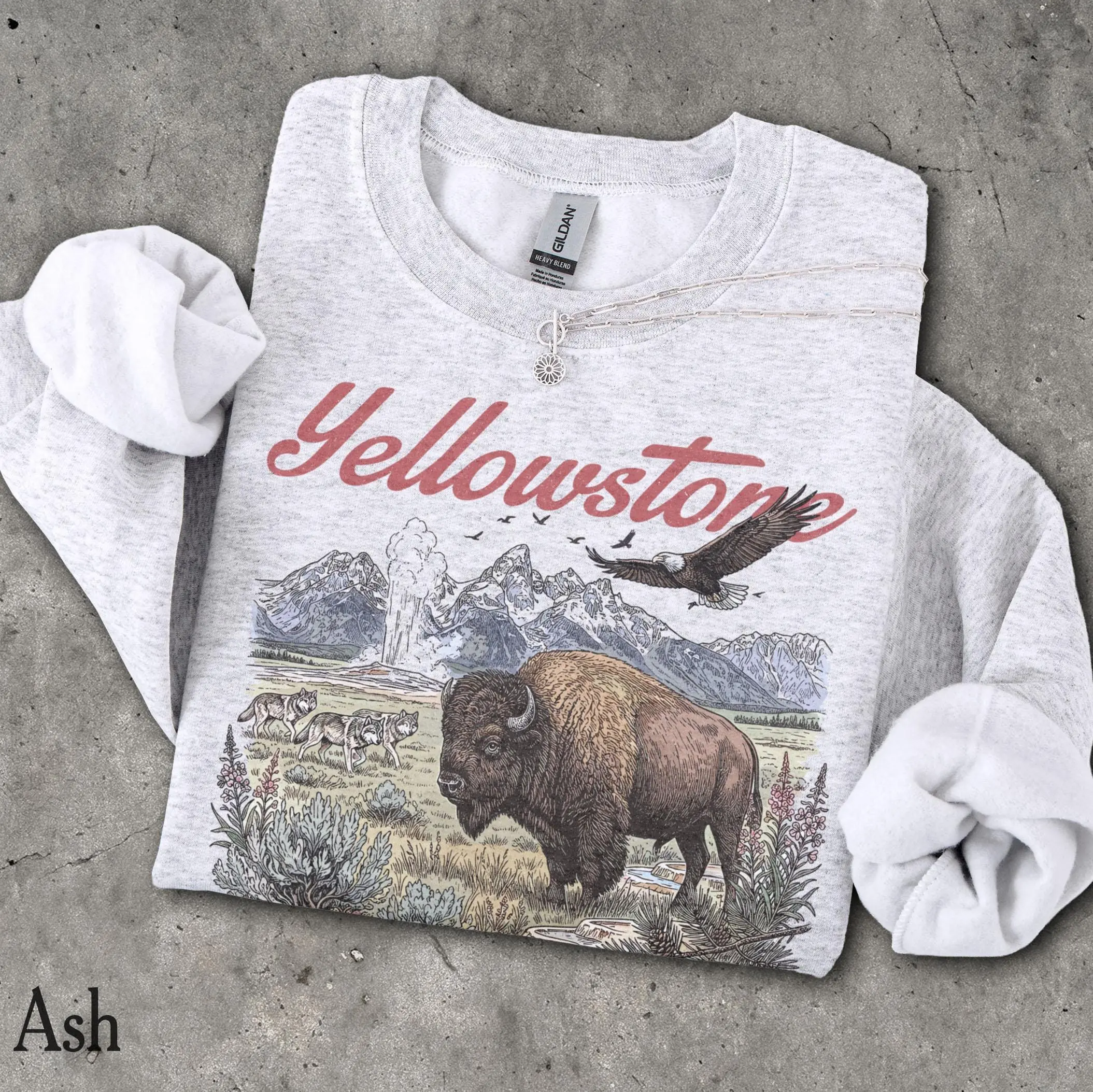 90s Yellowstone Sweatshirt - Unisex Men & Women's Graphic Sweater - Vintage Crewneck - Retro National Park Pullover - Bison - Wolves - Eagle
