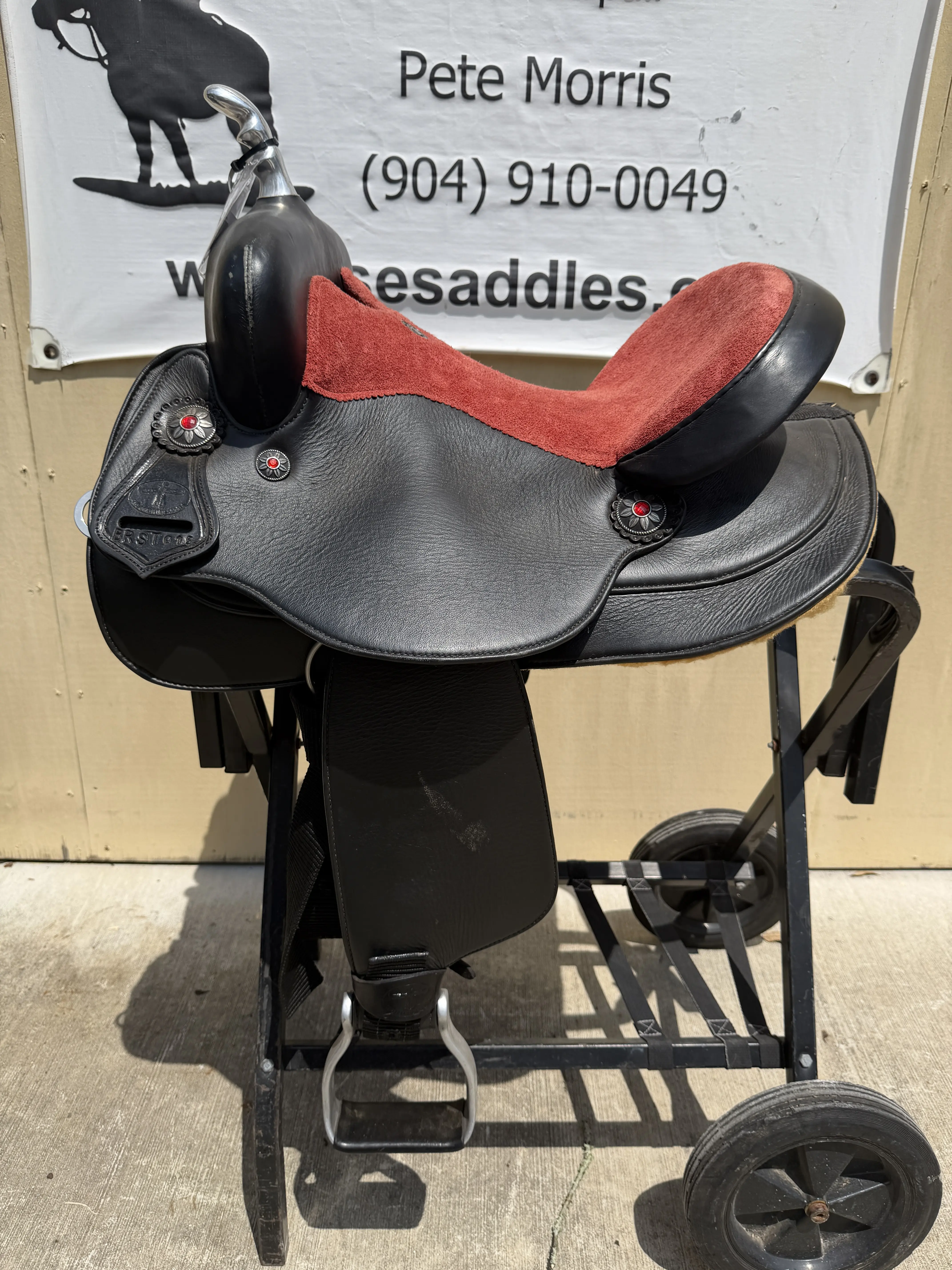 14.5” Black Widow Brazilian Barrel Saddle