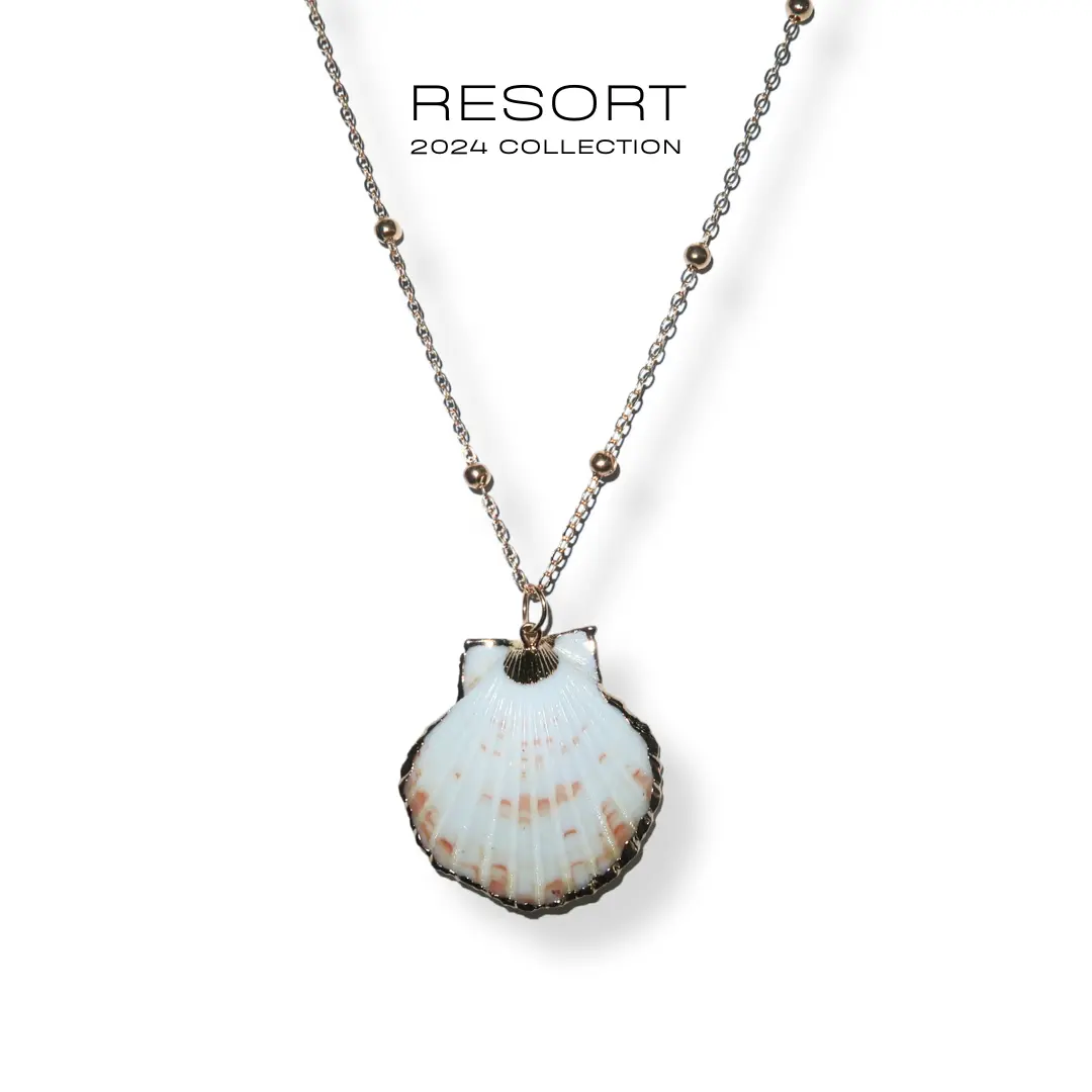 RESORT24: Unisex Bohemian Seashell Pendant Necklace - 18k Gold Plated Stainless Steel, Adjustable Chain, Water Resistant