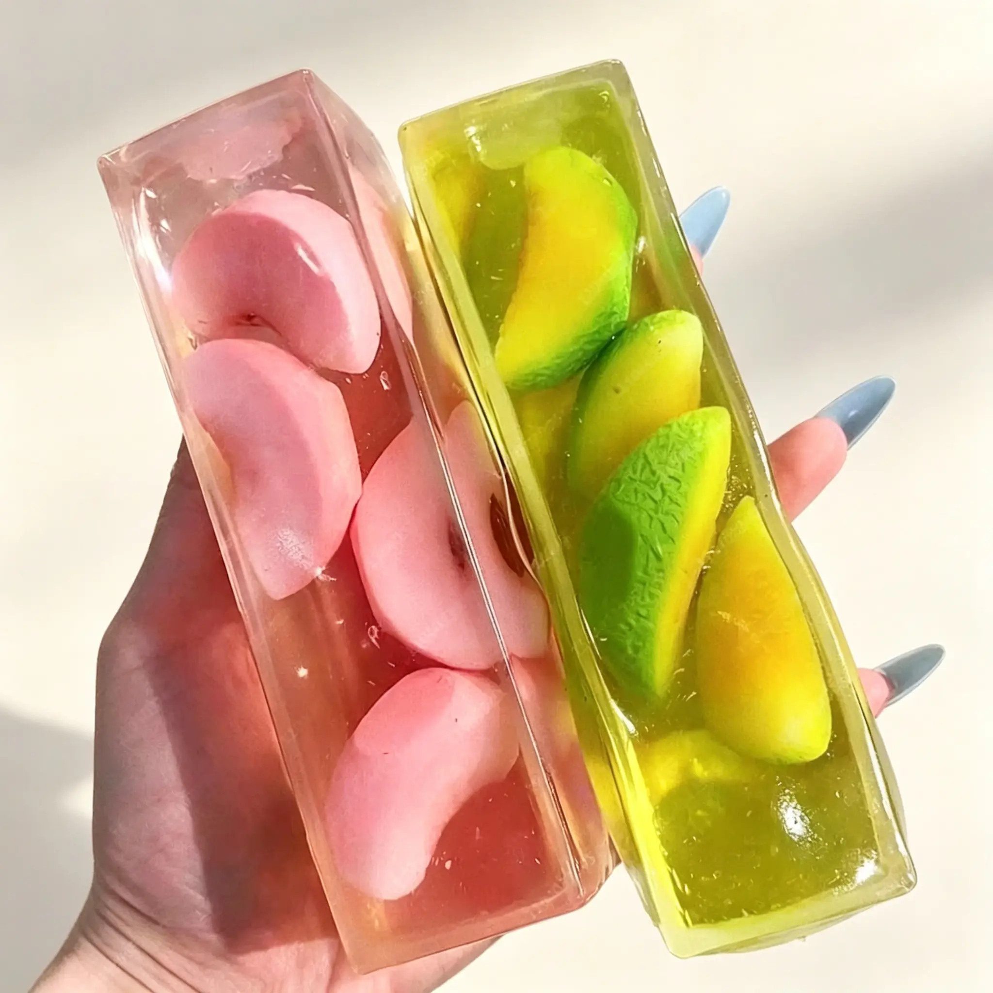 Moldable No Rebound Long Fruit Jelly Box Squeeze Toy, Peach Melon Clear Jelly Bar Fidget Squishy Toy, Soft Tactile Sensory Hobby Stress Relief Play Toy for Anxiety & Focus