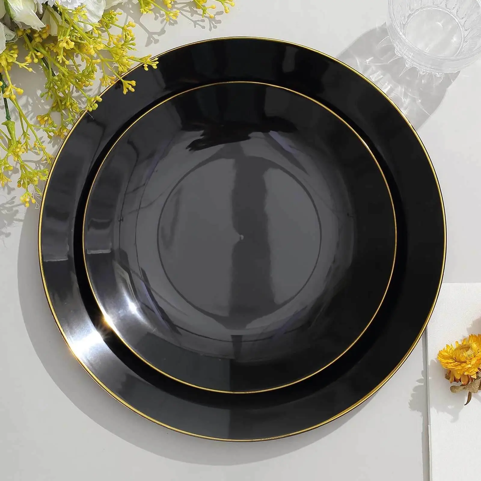 Elegant Plastic Disposable Plates - 10-Pack 8" Black with Gold Rim Glossy Round Plates, for Party Meals, Birthdays, Weddings, Ceremonies, Appetizers, Salads (Home & Festive Party Disposable Tableware), Elegant Plastic Plates