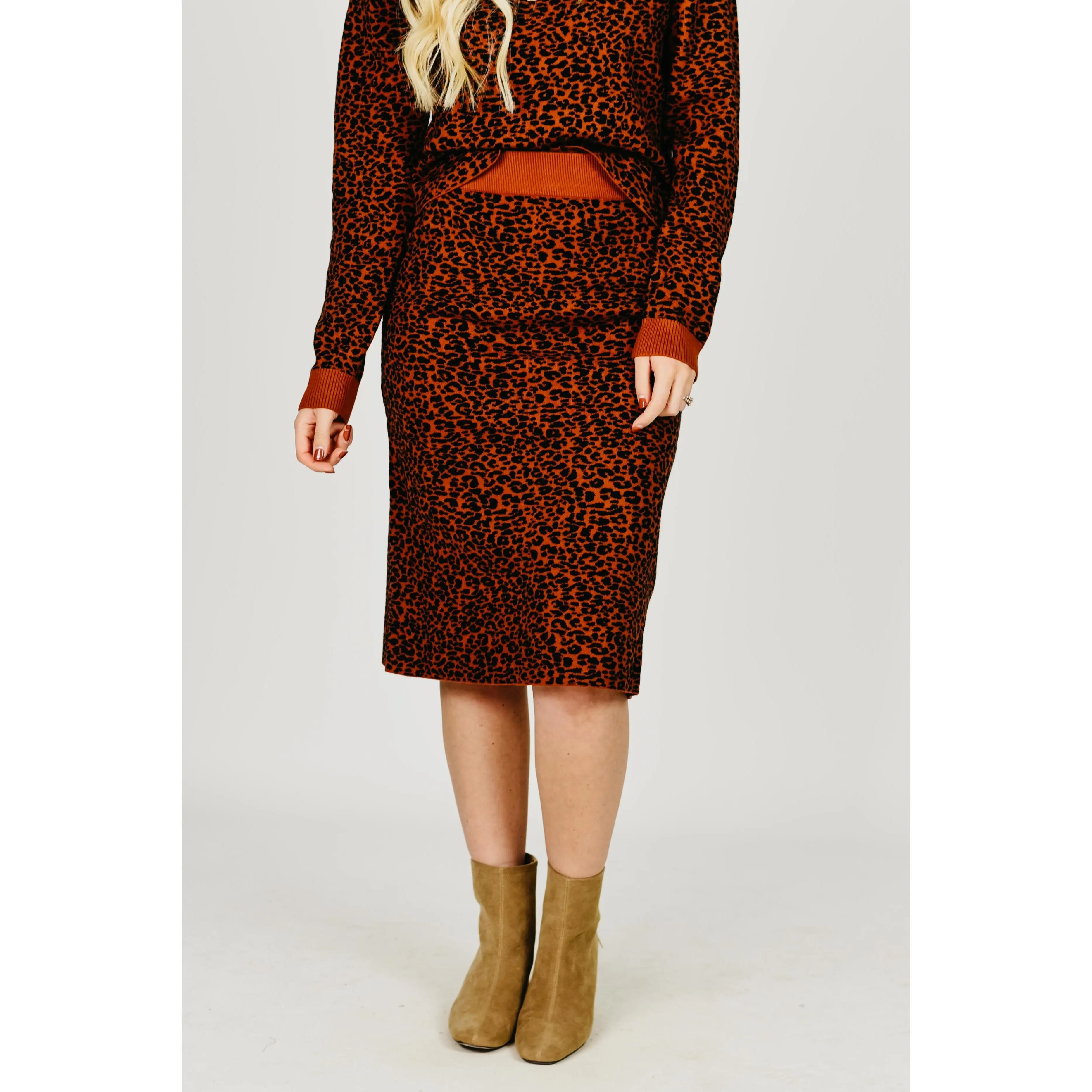The Evan Sweater Skirt - Brown