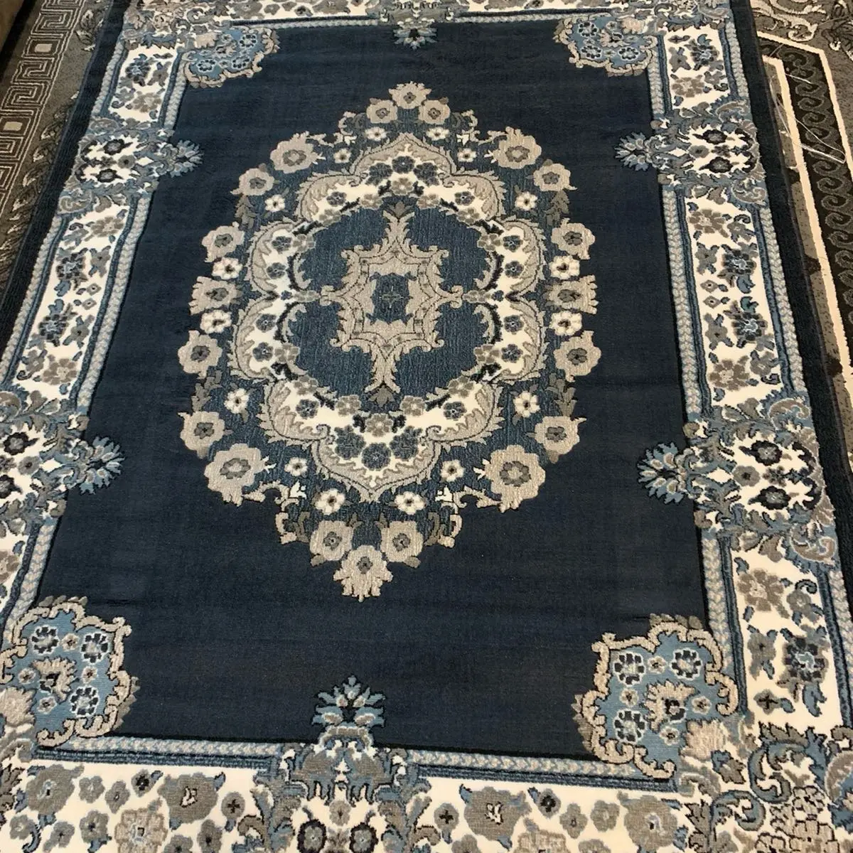 Royalty Brand new Turkish rug Burgundy 5x8 Royalty Brand new Turkish rug Burgundy 5x8