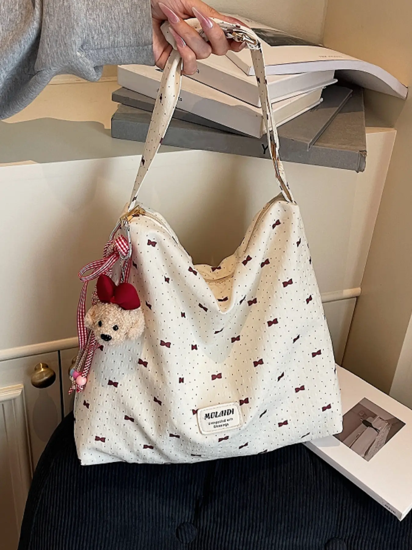 Korean-style cute and gentle bow tote bag, fashionable large-capacity dog charm commuting shoulder bag/handbag