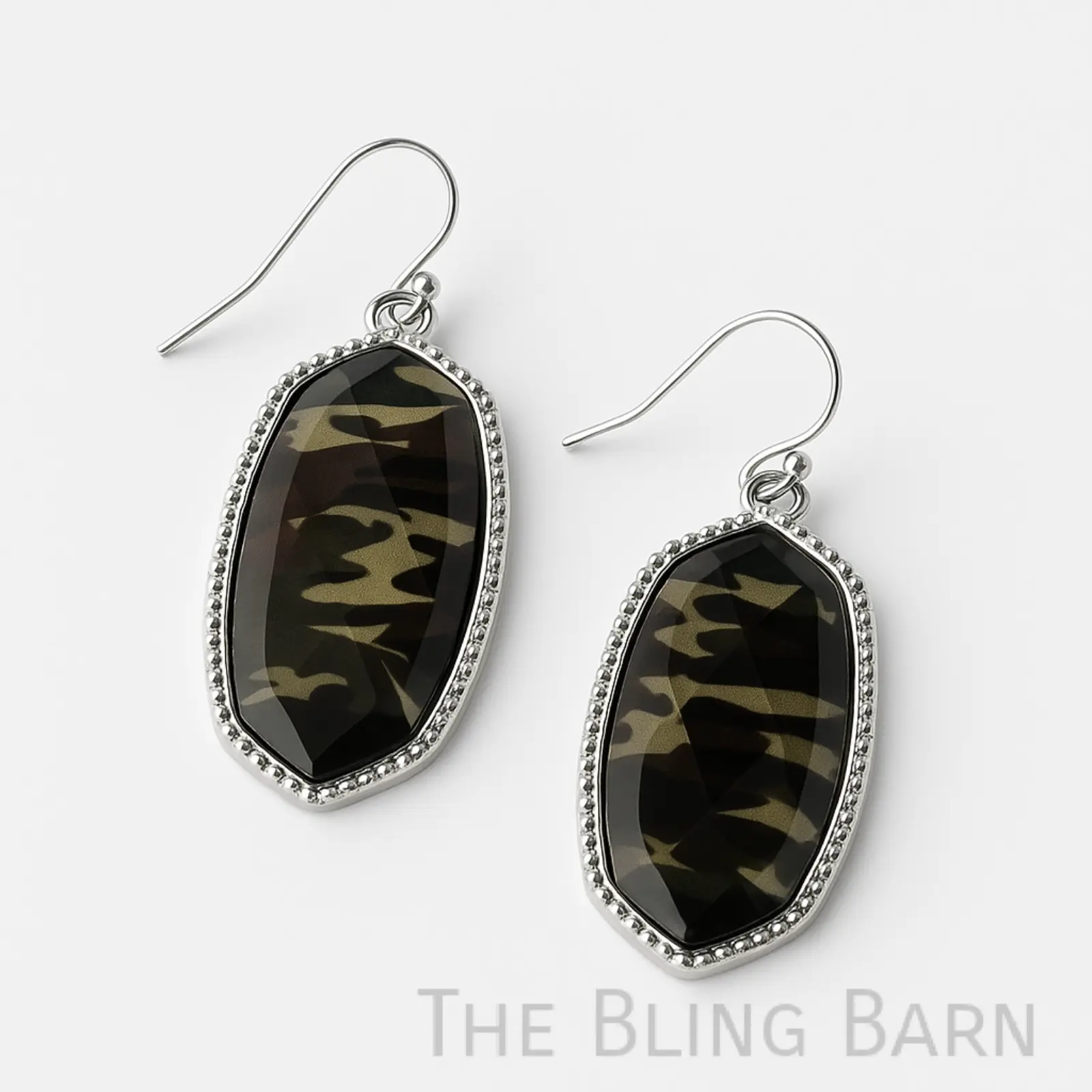 Women's Western-Inspired Lightweight Camouflage Teardrop Earrings - Bold Statement Costume Jewelry, Gold Fish Hook Style with Metallic Details, Boutique-Polished Fashion Accessory, Lightweight Earrings, Teardrop Earrings Gold