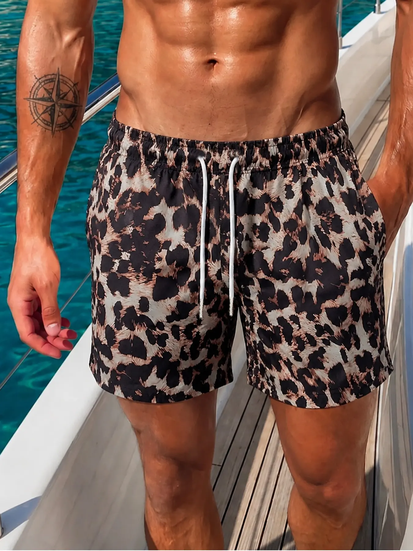 Men’s leopard print casual beach shorts Men’s leopard print swim trunks Men’s leopard print shorts Animal print shorts Men’s cheetah print swim trunks Men’s cheetah print shorts Men’s beachwear Plus-size men’s beach shorts Men’s leopard print beach shorts