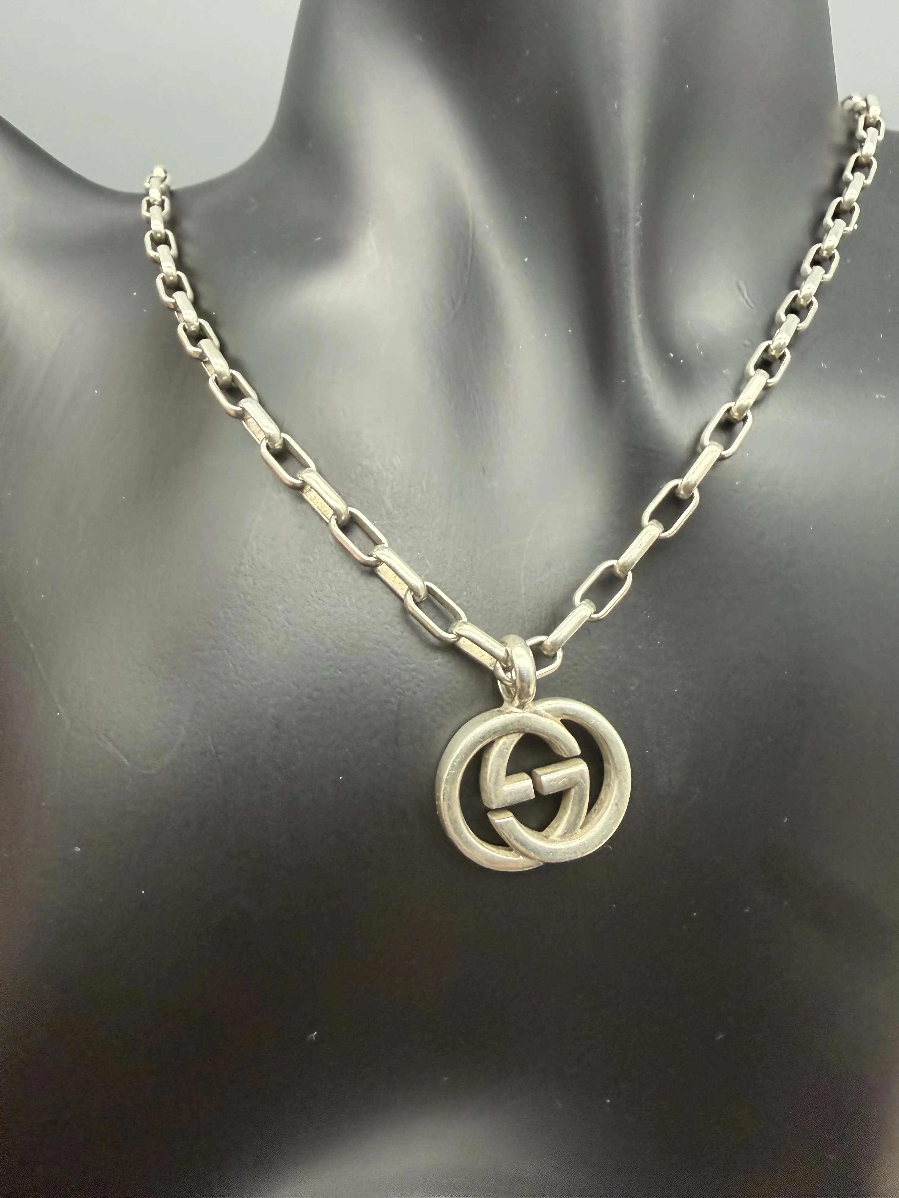 Pre-owned Gucci Unisex Interlocking Double G Emblem AG 925 Silver Necklace with Adjustable Chain for Daily Layering