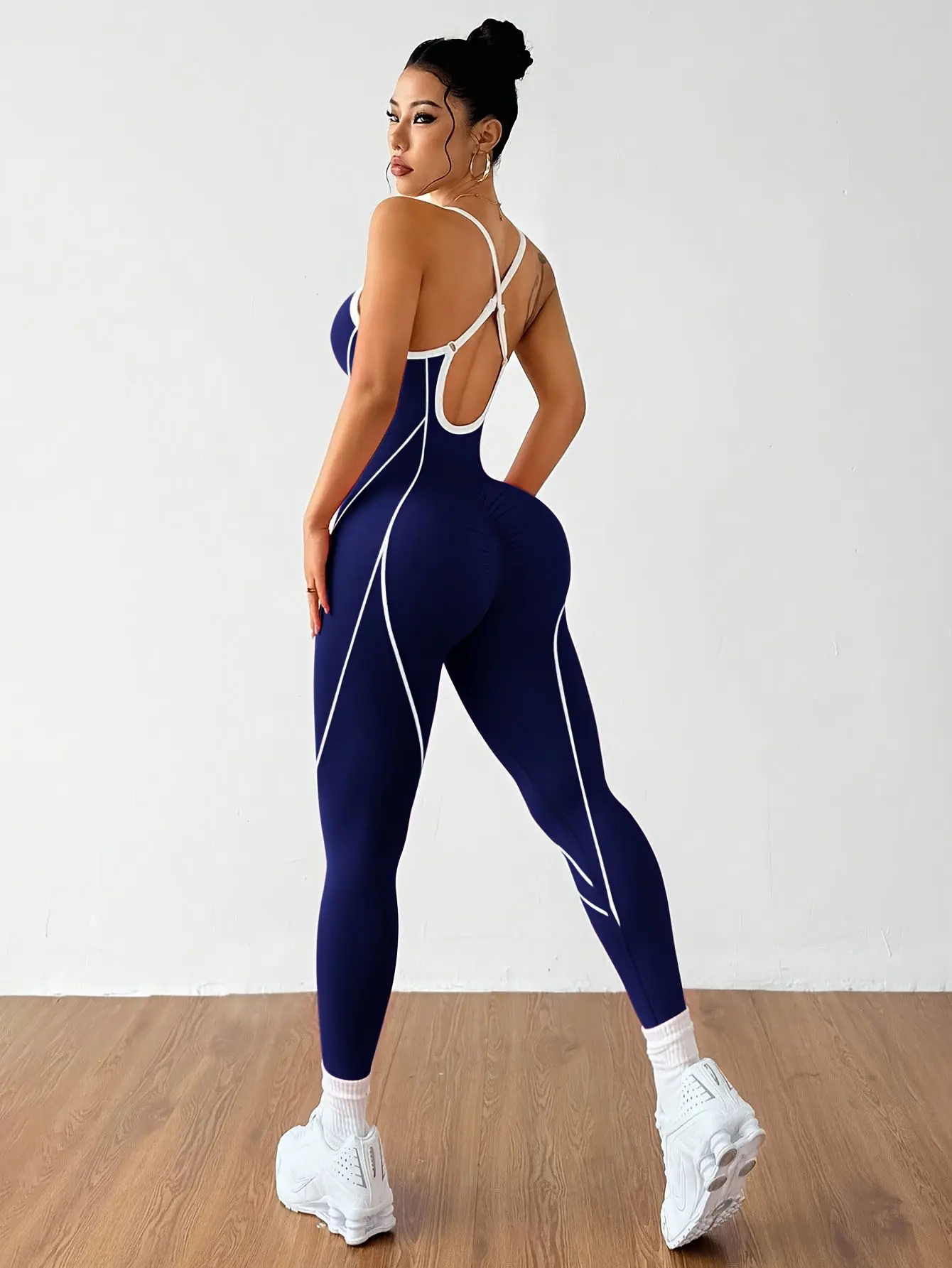Back Adjustable Athletic Jumpsuit, Outline Seam Body Shaping Sport Bodysuit, High Compression Sweat Wicking Skinny Full Length Workout Outfit for Pilates Daily Casual