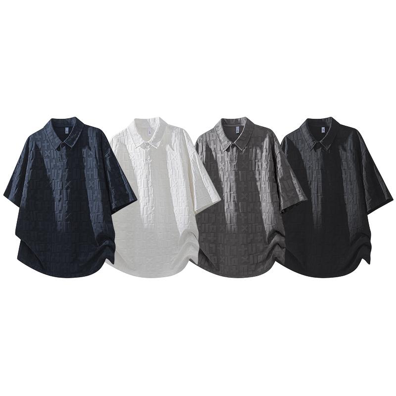 Men’s solid-color retro jacquard textured polo shirt with a turn-down collar; stylish casual athletic T-shirt with buttons; simple, versatile, comfortable, and breathable—ideal for work commutes, outdoor sports, and everyday home wear.