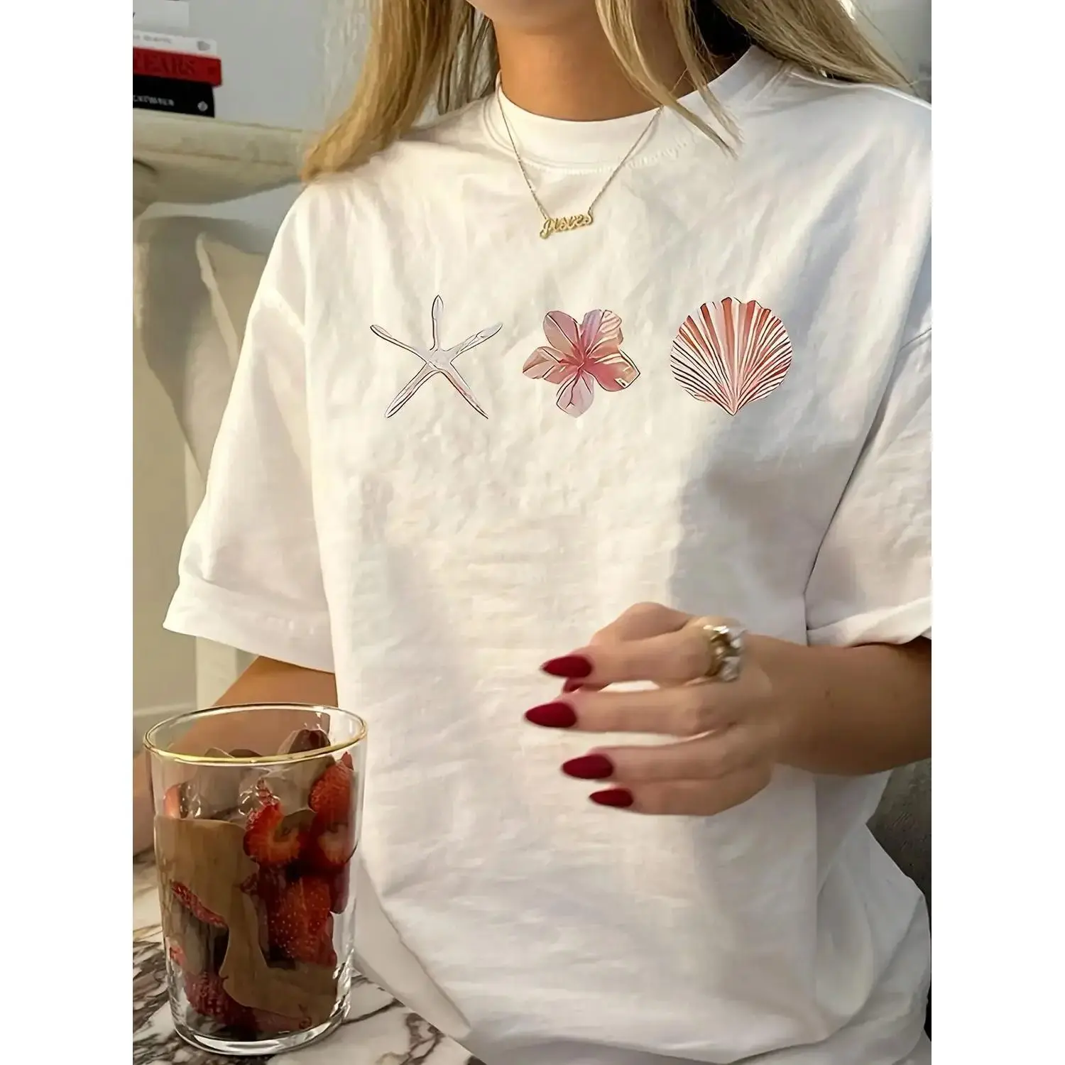Women's Pure Cotton Slim Fit Short Sleeve Round Neck T-Shirt - Starfish Shell Print, Minimalist Design, Summer Beach Top, Cold Wash Friendly