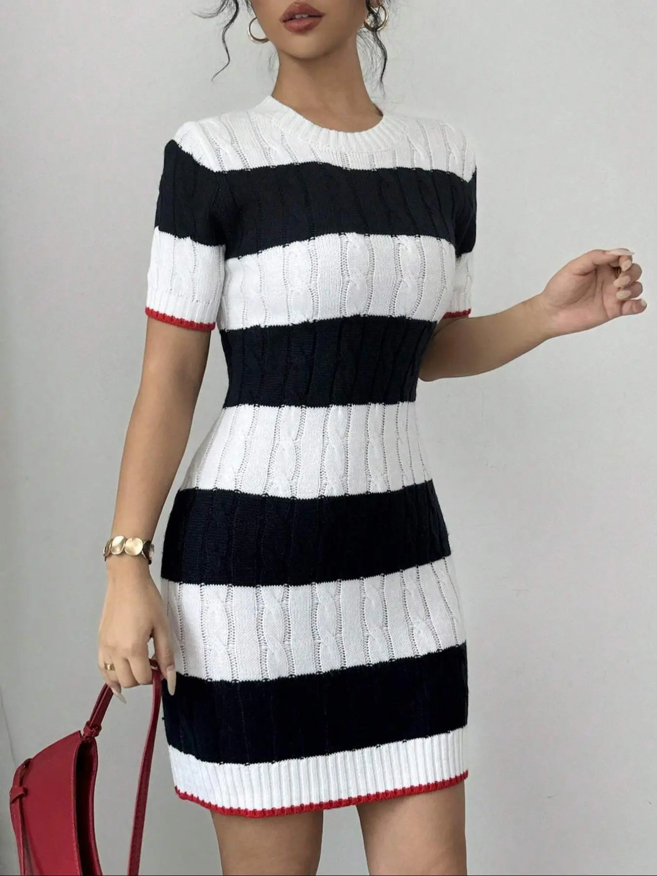 Women's Striped Knit Fitted Mini Dress with Short Sleeves, and Colorblock Design, Trimmed Round Neck Dress for Summer Casual Fashion Womenswear Knitted