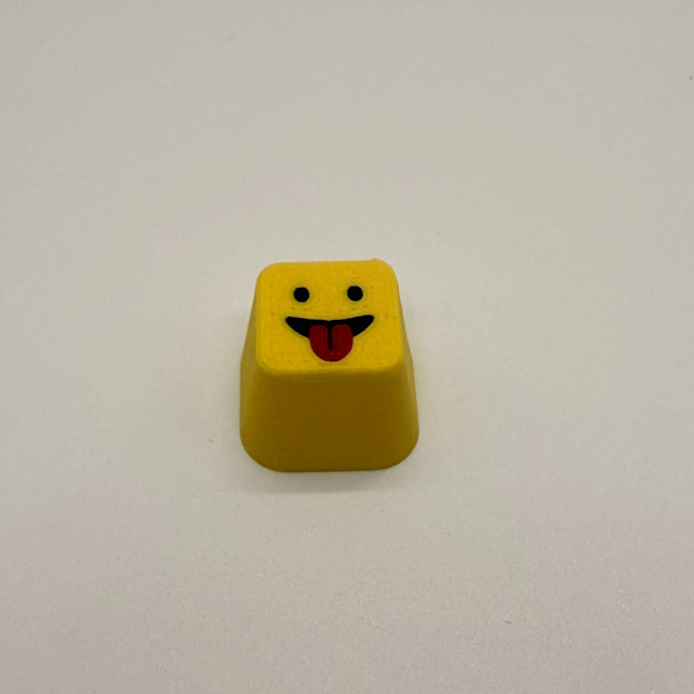 1pc 3D Printed Emoji Keycap, Funny Expression Artisan Keycap for Mechanical Keyboard, Matte PLA Custom Key Cap, Creative Personality Desktop Decor, Single Key, Accessories