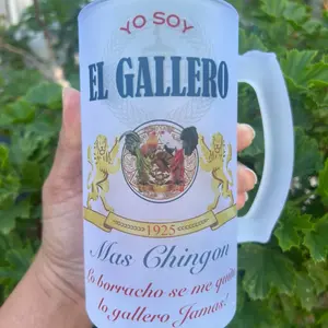 yo soy EL GALLERO más chingón 16oz frosted beer mug