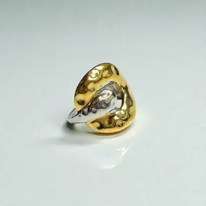 Texture Bicolor Ring