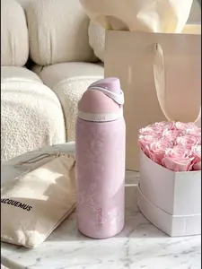 Owala Freesip 32oz Girl Pink Ribbon Toile UO Urban Outfitters Cup Bottle New Box