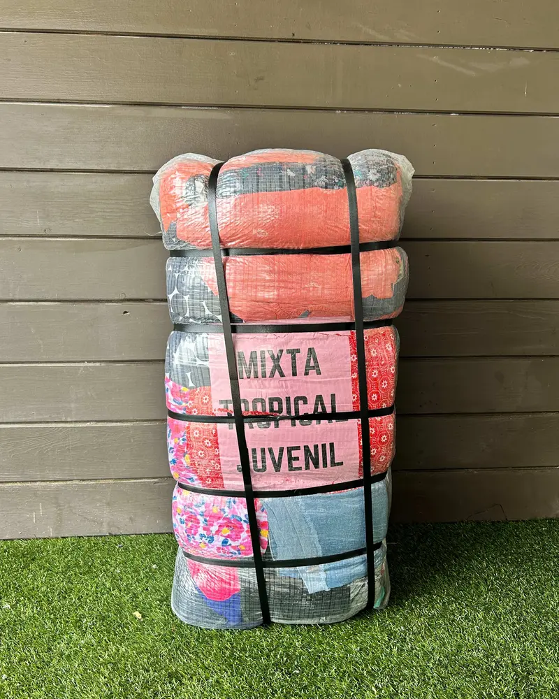 Mixta Tropical Juvenil 2 – Wholesale Mixed Clothing Bale