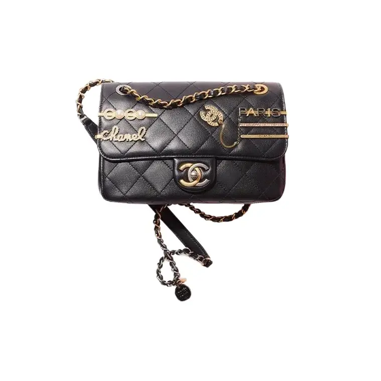 Pre-owned CHANEL Lambskin Crossbody Bags 22C Black Quilted Badge Decor Flap Shoulder Bag