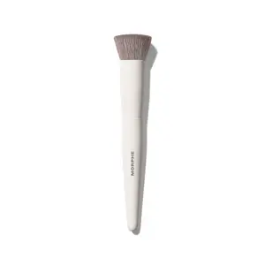 Morphe M106 Flat-Topped Foundation Brush — Ultra-Dense, Even-Blend Bristles for Pressing and Buffing Cream and Liquid Formulas