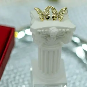 Aretes Laminated in 14K - Product with Butterfly Design as Shown in Image