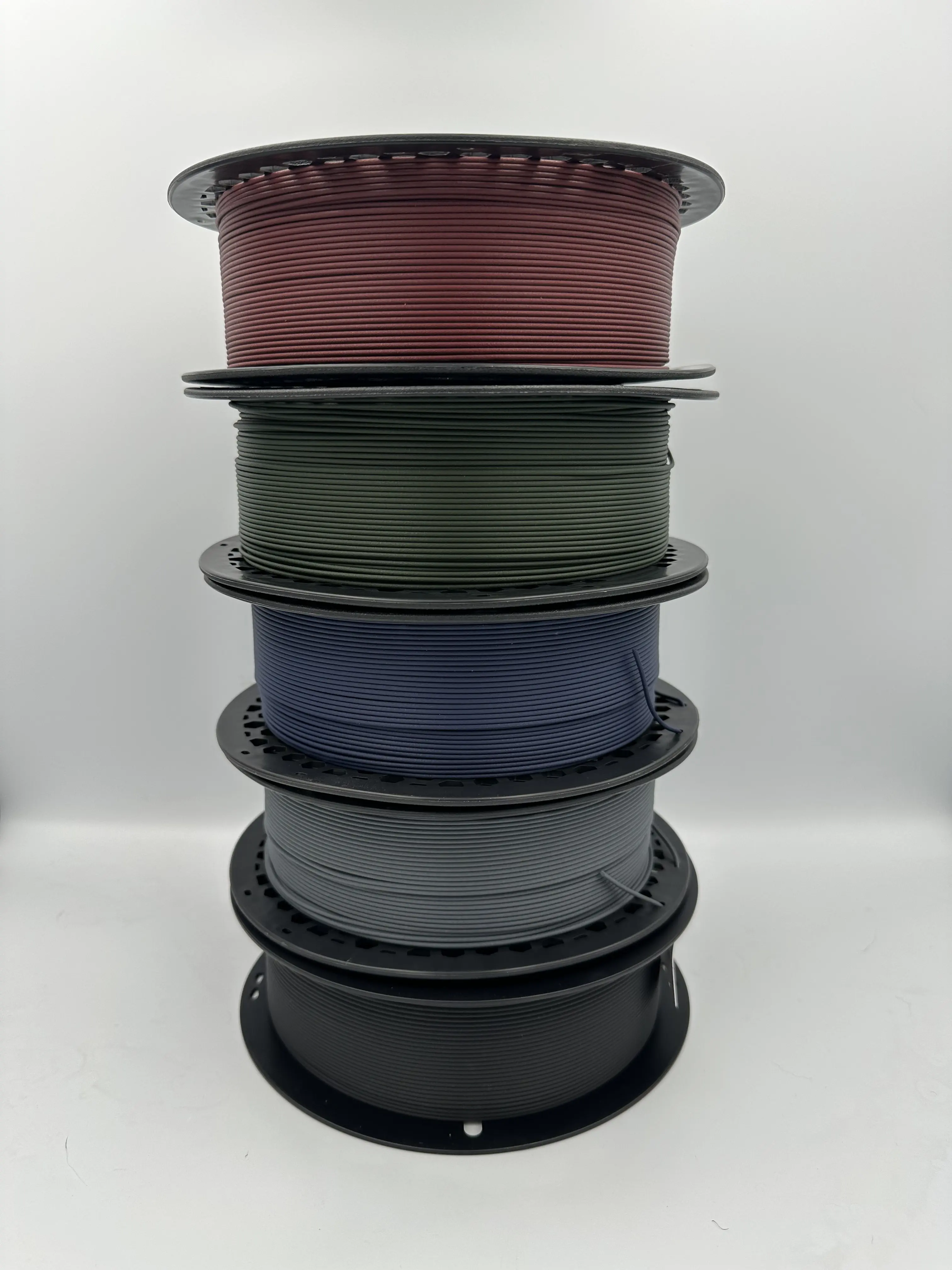 Carbon Fiber PLA - 1 KG 1.75 mm filament Carbon Fiber PLA - 1 KG 1.75 mm filament