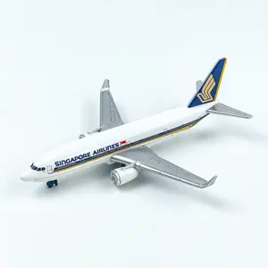 Singapore Airlines Airplane Model, Die-Cast Metal Collectible Plane Toy, Perfect Gift for Aviation Enthusiasts & Holiday Present