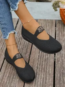 Women's Flyknit Slip-On Shoes, Round Toe Breathable Anti-Slip Soft Comfort, Large Size Solid Casual Footwear, All Seasons Textile