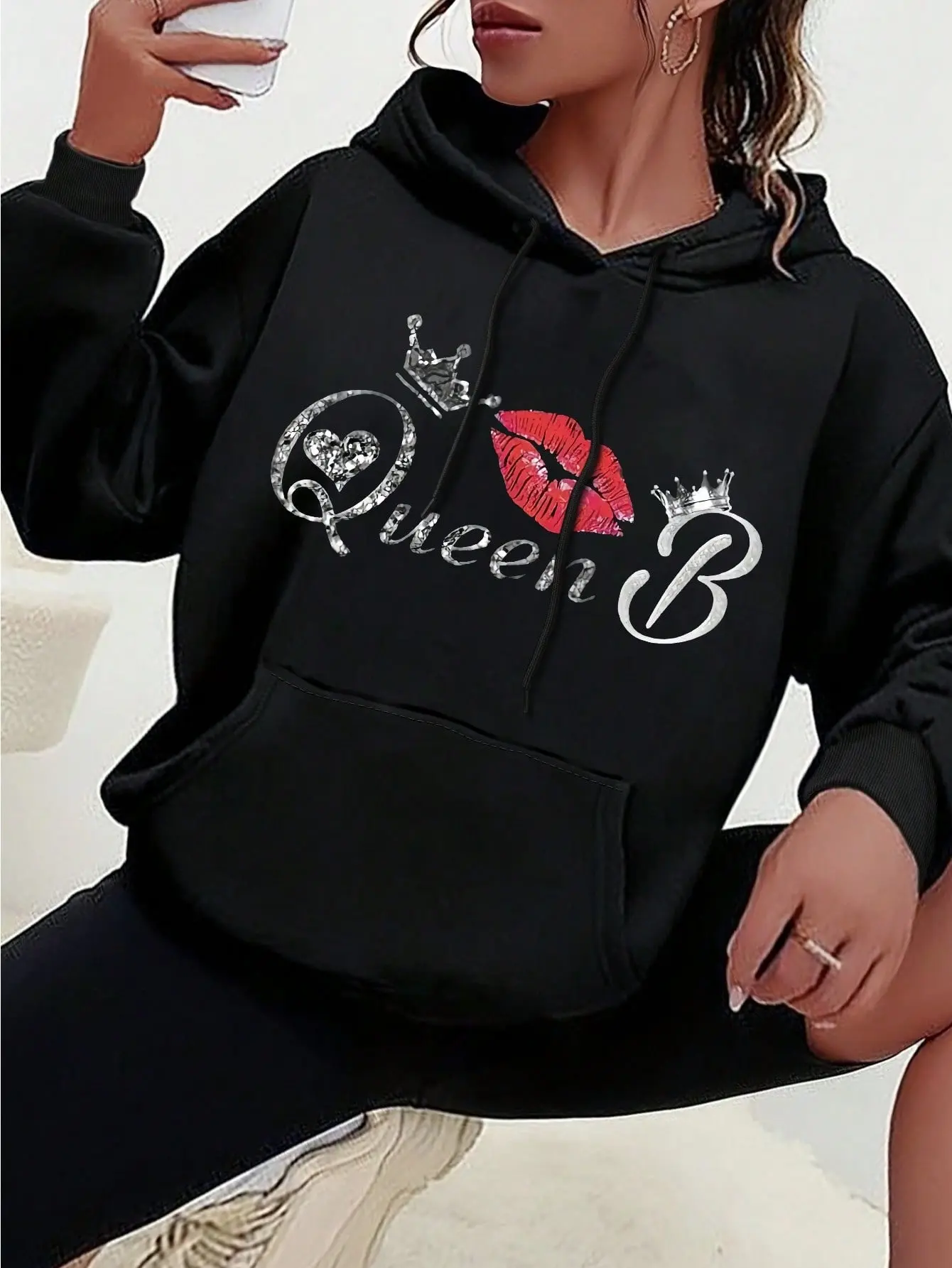 Women's Queen Print Hooded Sweatshirt - Soft Casual Longsleeves Full Sleeves Pullover with Drawstring, Digital Print, Universal Sizes, Fashion Everyday Outfits for a Personalized Look, Soft Fabric