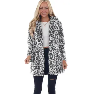 2025 Autumn Winter Leopard Print Women's Faux Fur Coat with Lapel Fashion Temperament Pockets Loose Fuzzy Outerwear Warm Casual Streetwear Plus Size Available Long Sleeve Womenswear Puffer Jacket Fur Coats for Women