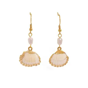 Fashionable temperament imitation pearl conch shell pendant earrings, retro and simple tourism beach jewelry earrings, gifts